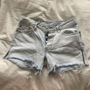 Levi’s cutoff shorts